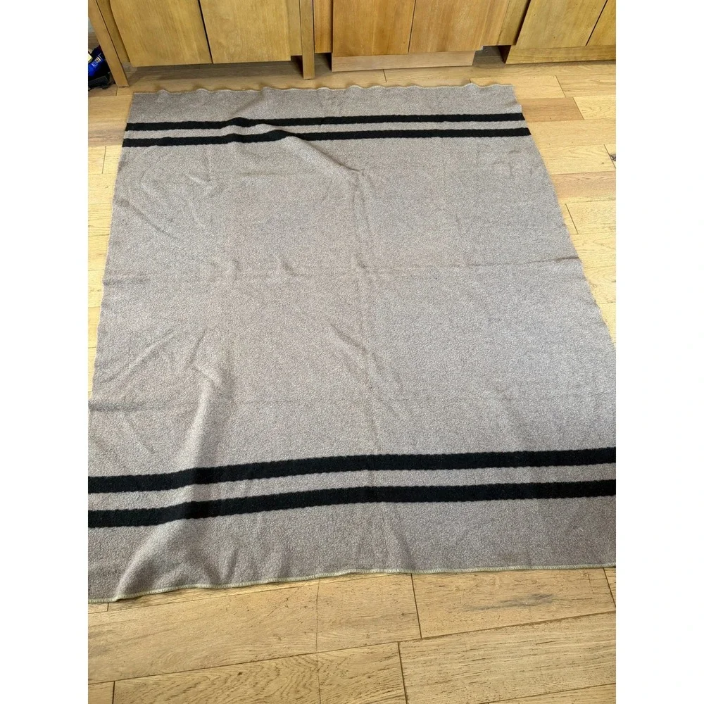 Vintage Wool Blanket Grey Black Stripe Camp Bed Throw Cozy Warm‎